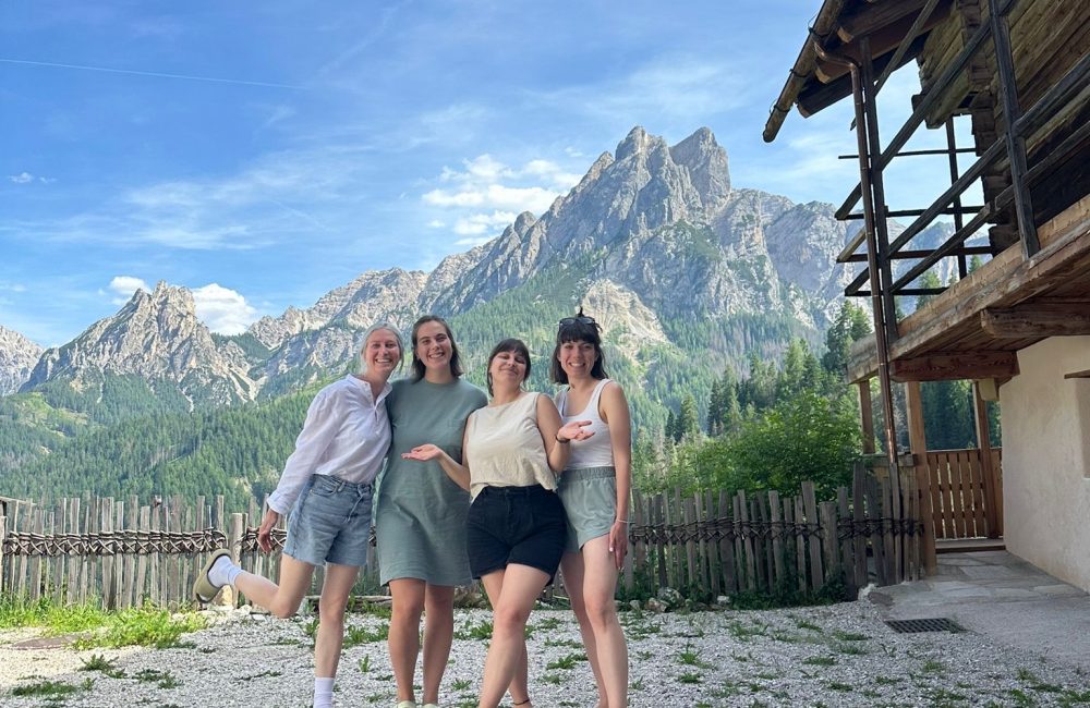 989f8efb-f42d-4c1c-b644-f38769b16dd3